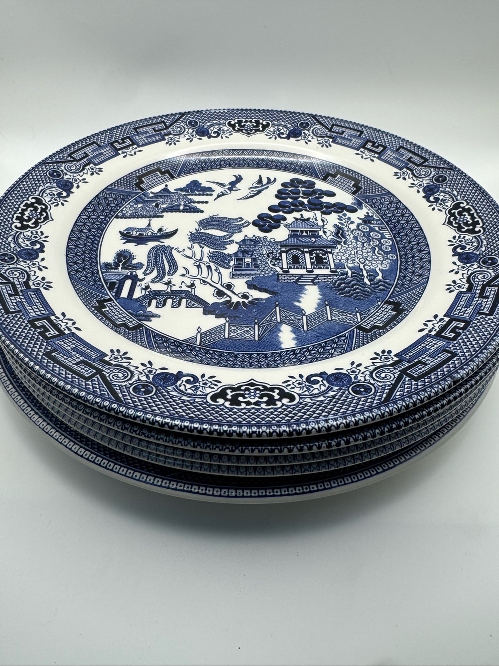 Queen’s by Churchill Blue Willow Dinner Plates Set 5 Johnson Bros 10.25” England